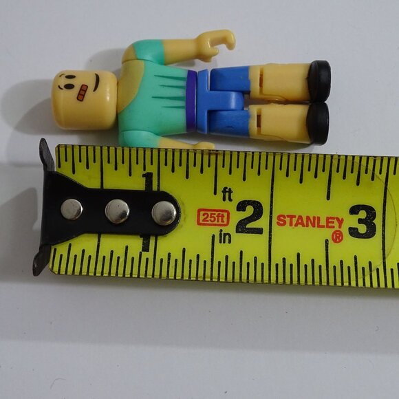 Roblox Natural Disaster Survivor Action Figure With Detachable Hair Plastic Toy - Picture 4 of 4